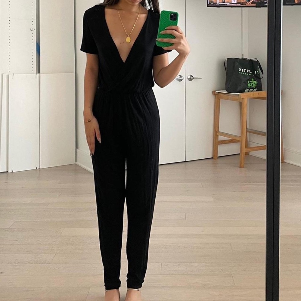 Pretty Little Thing short sleeve jumpsuit in black